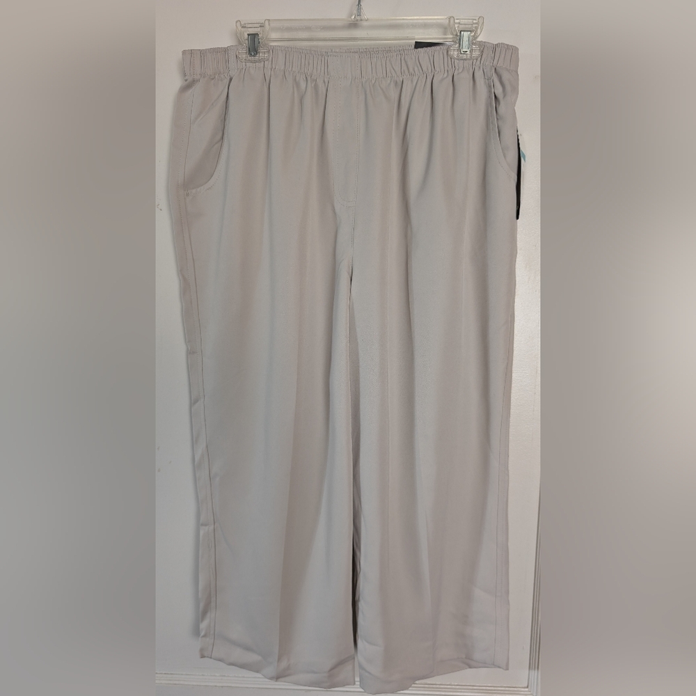 Khaki/Beige Elastic Waist Wide Leg Capri Pants Pockets